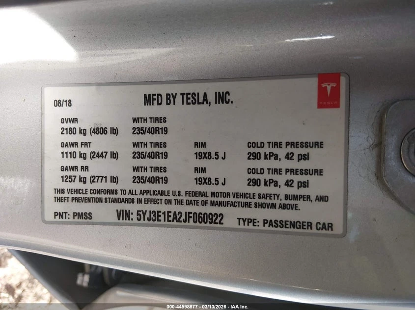 Tesla Model 3 Long Range/Mid Range, снимка 9 - Автомобили и джипове - 54419112