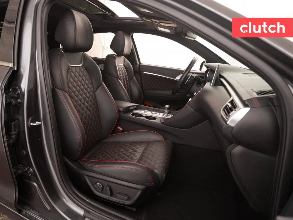 Genesis G70 3.3T RWD, снимка 12 - Автомобили и джипове - 54597693