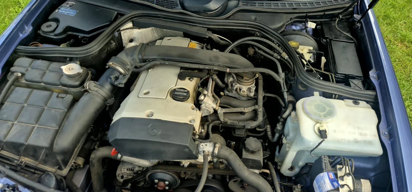 Mercedes-Benz CLK, снимка 16 - Автомобили и джипове - 54792659