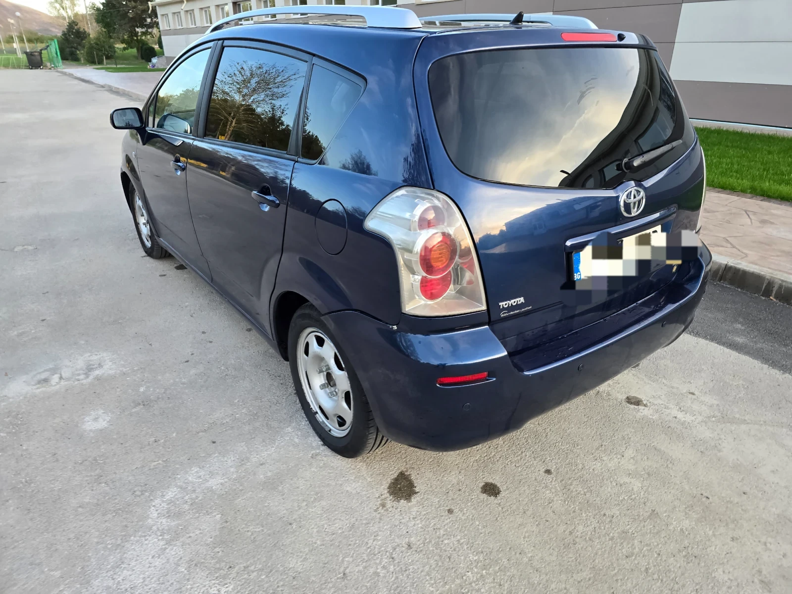 Toyota Corolla verso 2, 2d, снимка 11 - Автомобили и джипове - 54854082