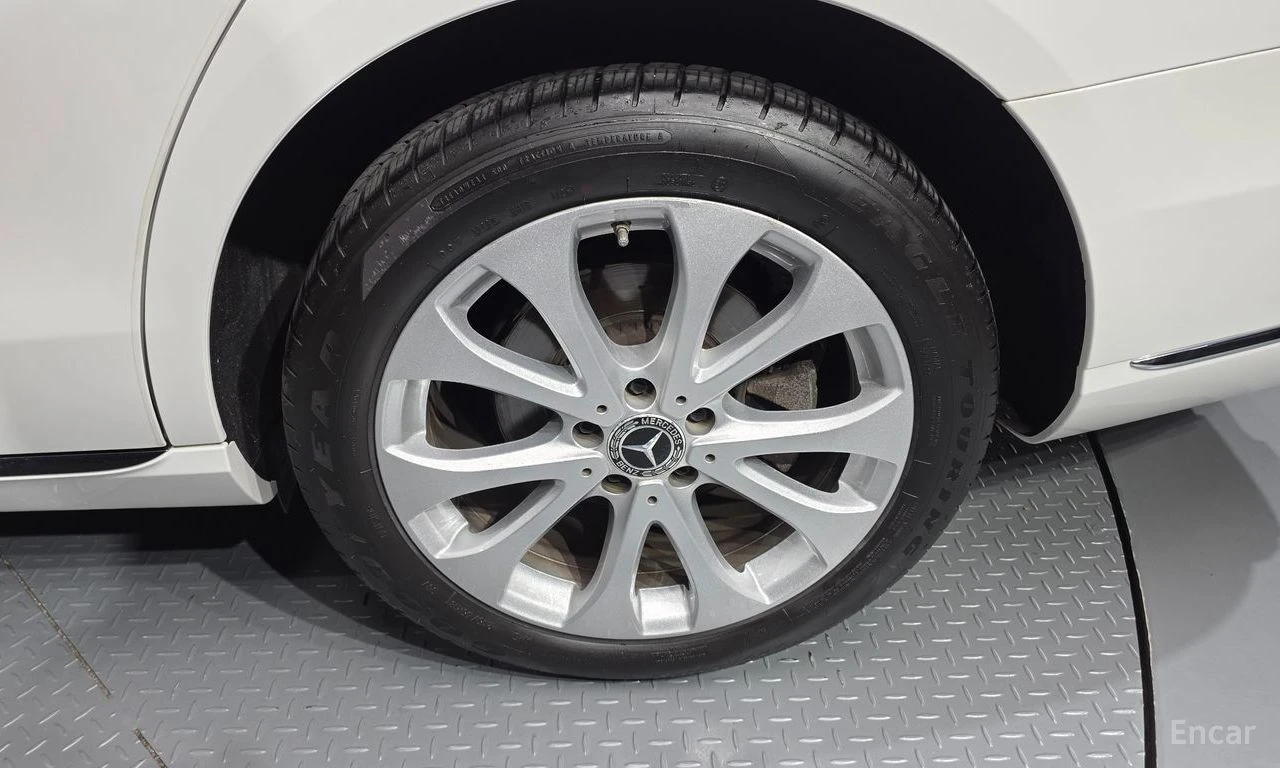 Mercedes-Benz E 300 ��������� * ��������� * HEAD-UP * BURMESTER | Mobile.bg � ����������� 7