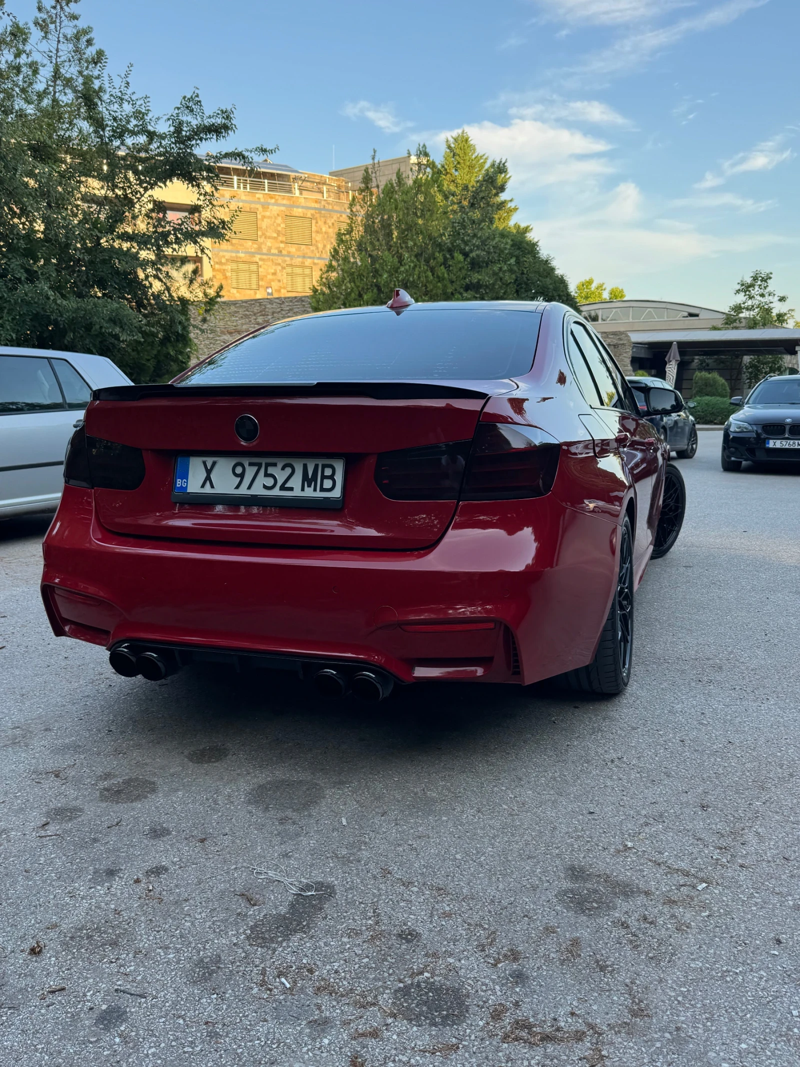 BMW 320, снимка 2 - Автомобили и джипове - 55303820