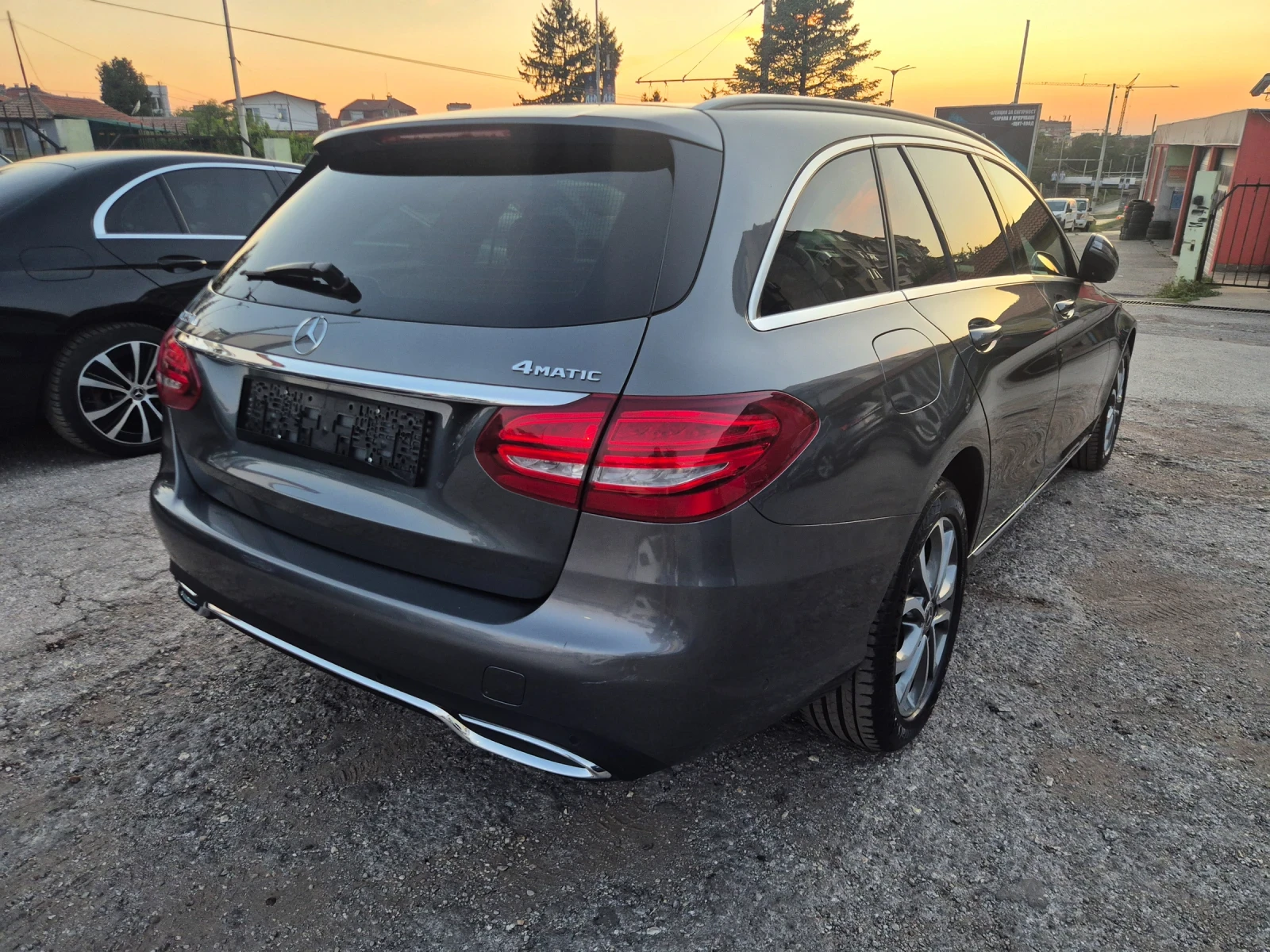 Mercedes-Benz C 220 CDI* 4MATIC* FULL LED* NAVI, снимка 4 - Автомобили и джипове - 55480441