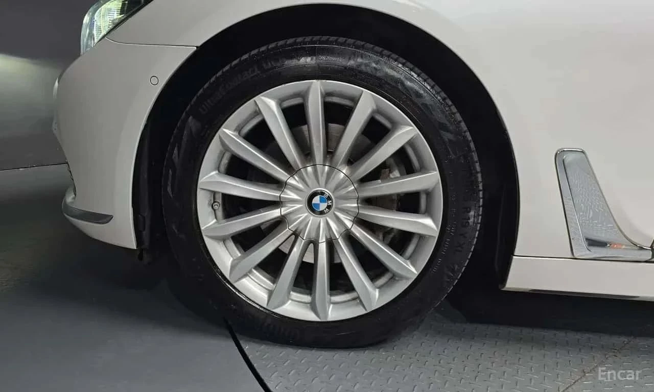 BMW 730, снимка 5 - Автомобили и джипове - 56684641