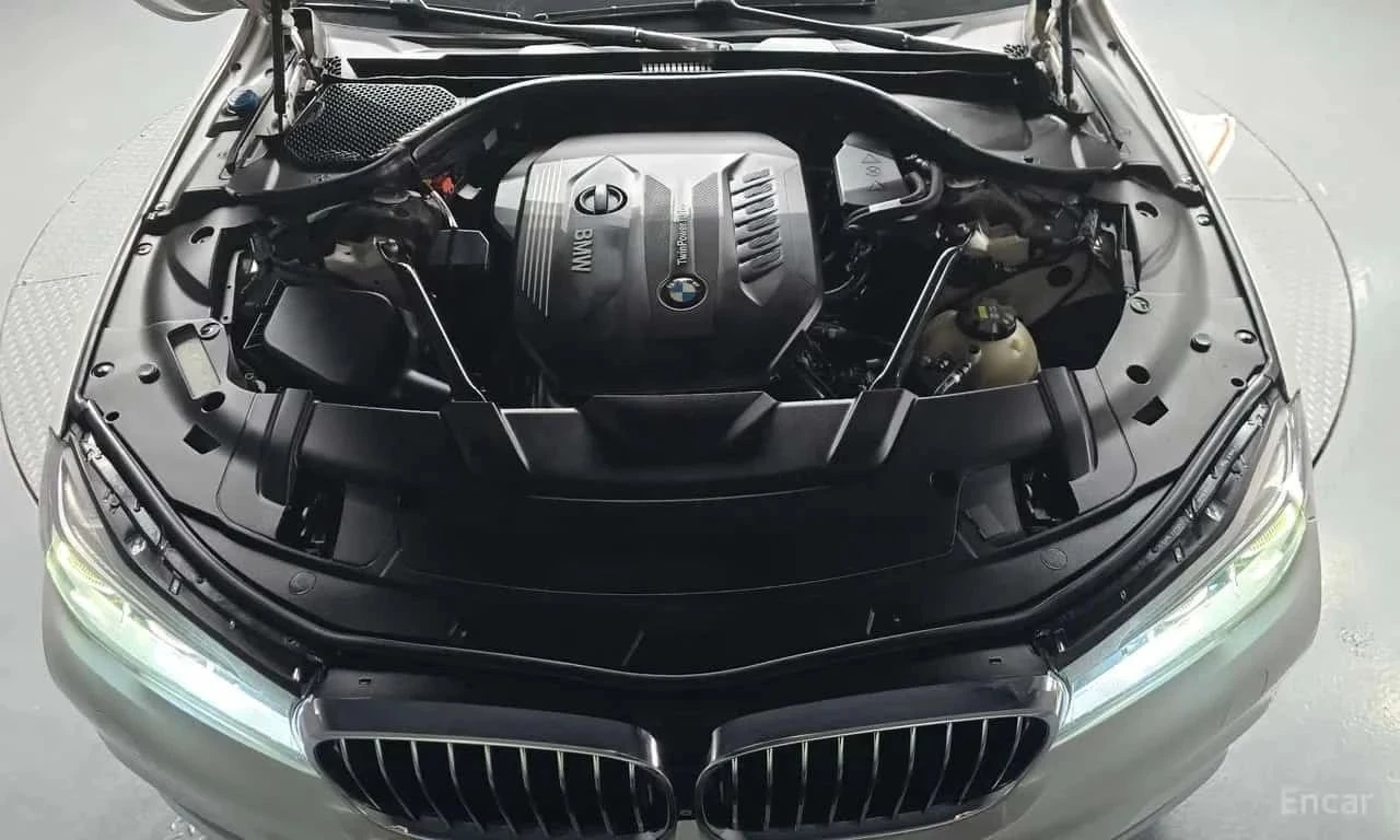 BMW 730, снимка 6 - Автомобили и джипове - 56684641