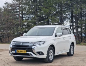 Mitsubishi Outlander PHEV Топ Състояние, снимка 7