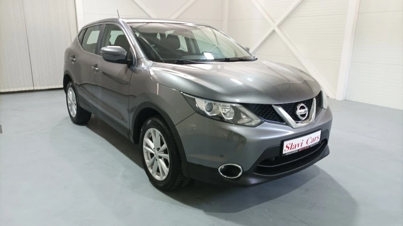 Nissan Qashqai 1.5 dci, снимка 4 - Автомобили и джипове - 38896360