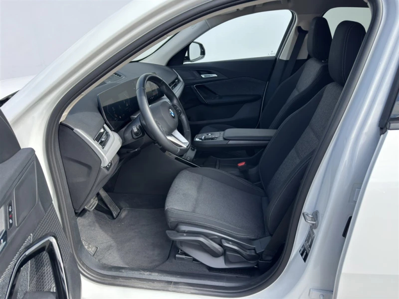 BMW X2 sDrive20i, снимка 8 - Автомобили и джипове - 51219617