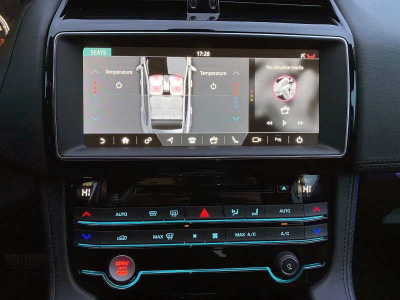 Jaguar F-PACE 30t AWD PORTFOLIO, снимка 13 - Автомобили и джипове - 52044126