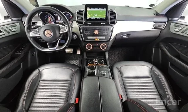 Mercedes-Benz GLE 350 D * COUPE * AMG * 360 * H/K * TV * , снимка 10 - Автомобили и джипове - 56215106