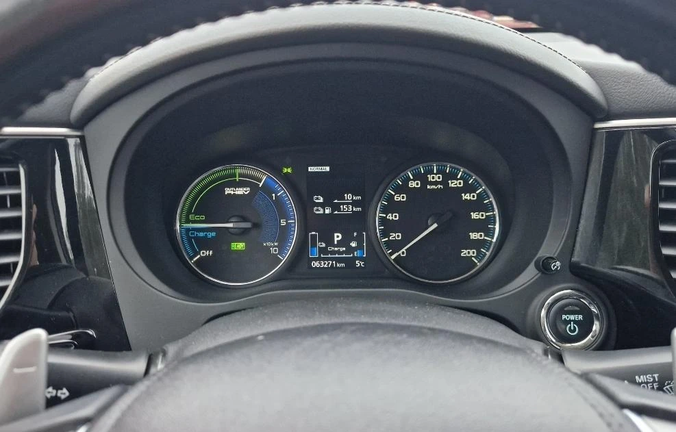 Mitsubishi Outlander PHEV   | Mobile.bg   15