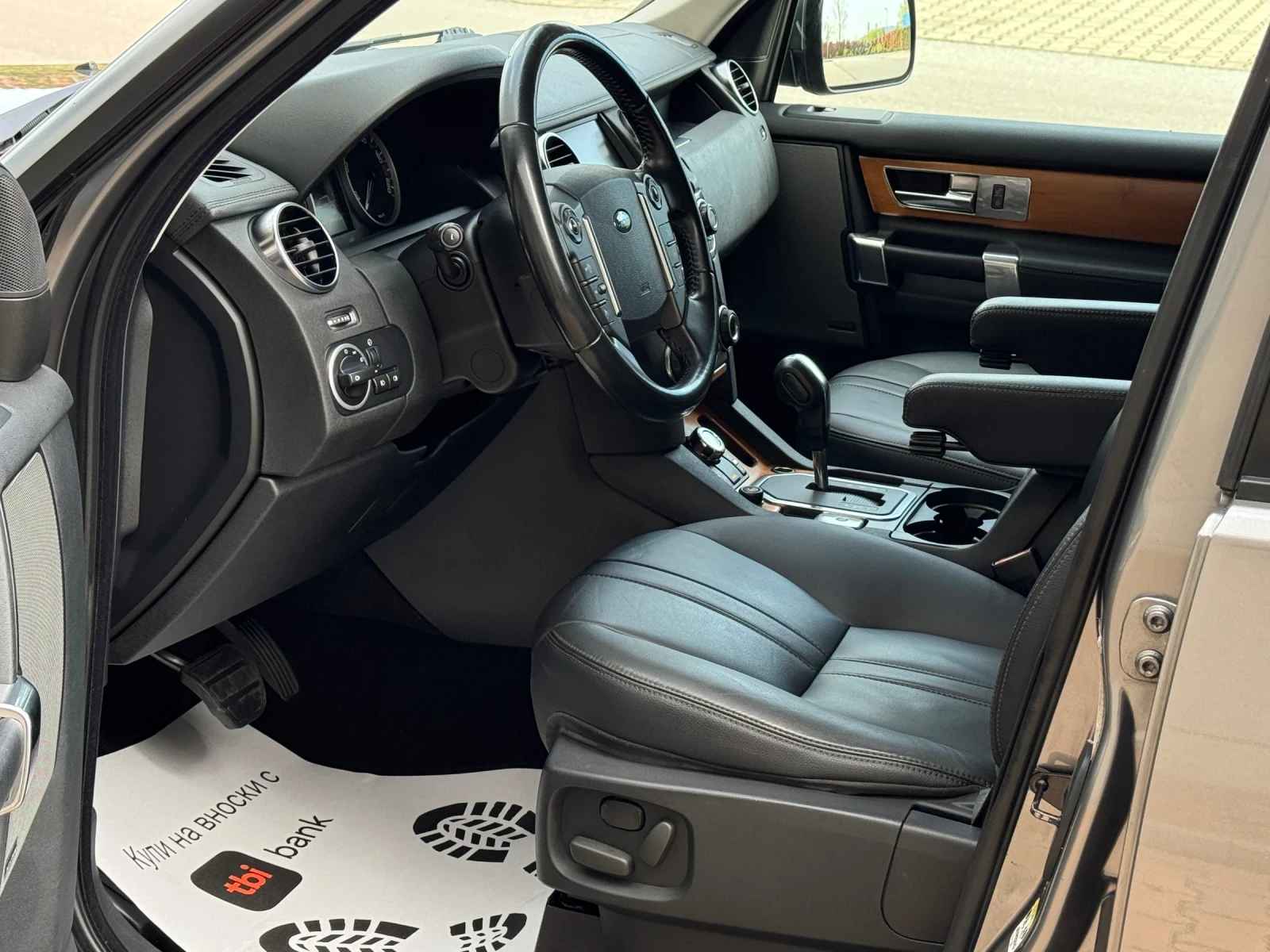 Land Rover Discovery 4-3.0HSE-SVD6-УНИКАЛЕН-190Х.КМ-HARMON/KARDAN-LED!  - изображение 8