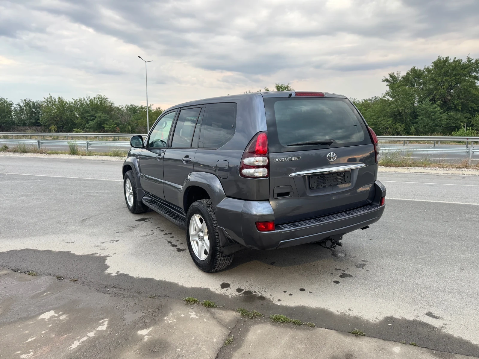 Toyota Land cruiser 3.0 D4-D  Топ състояние  - изображение 4