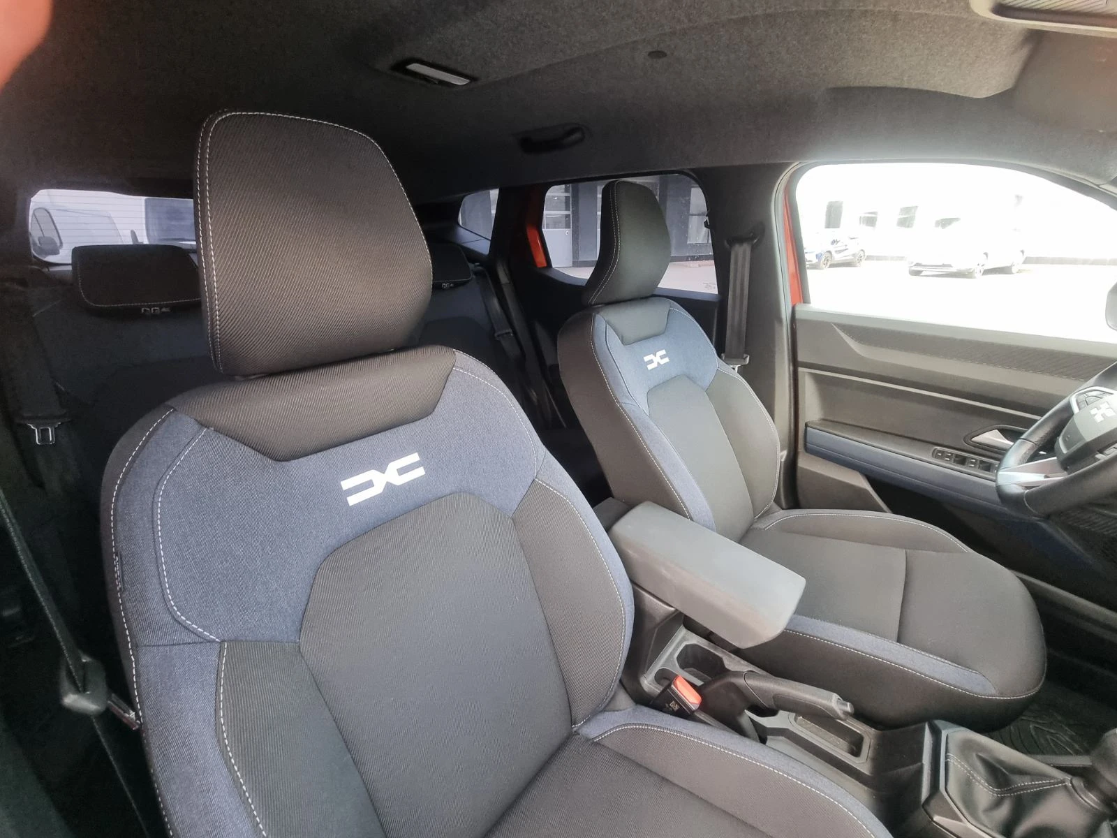 Dacia Duster ECO-G 100 | Mobile.bg   16