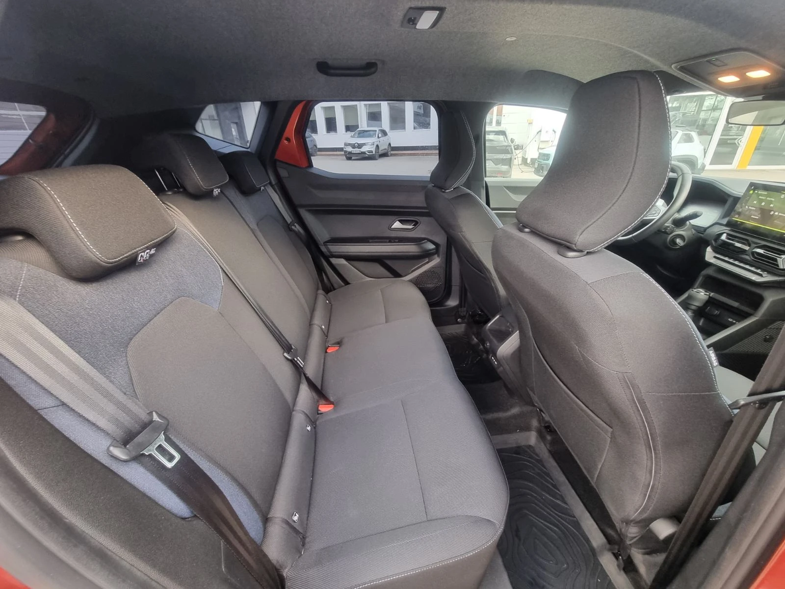 Dacia Duster ECO-G 100 | Mobile.bg   14