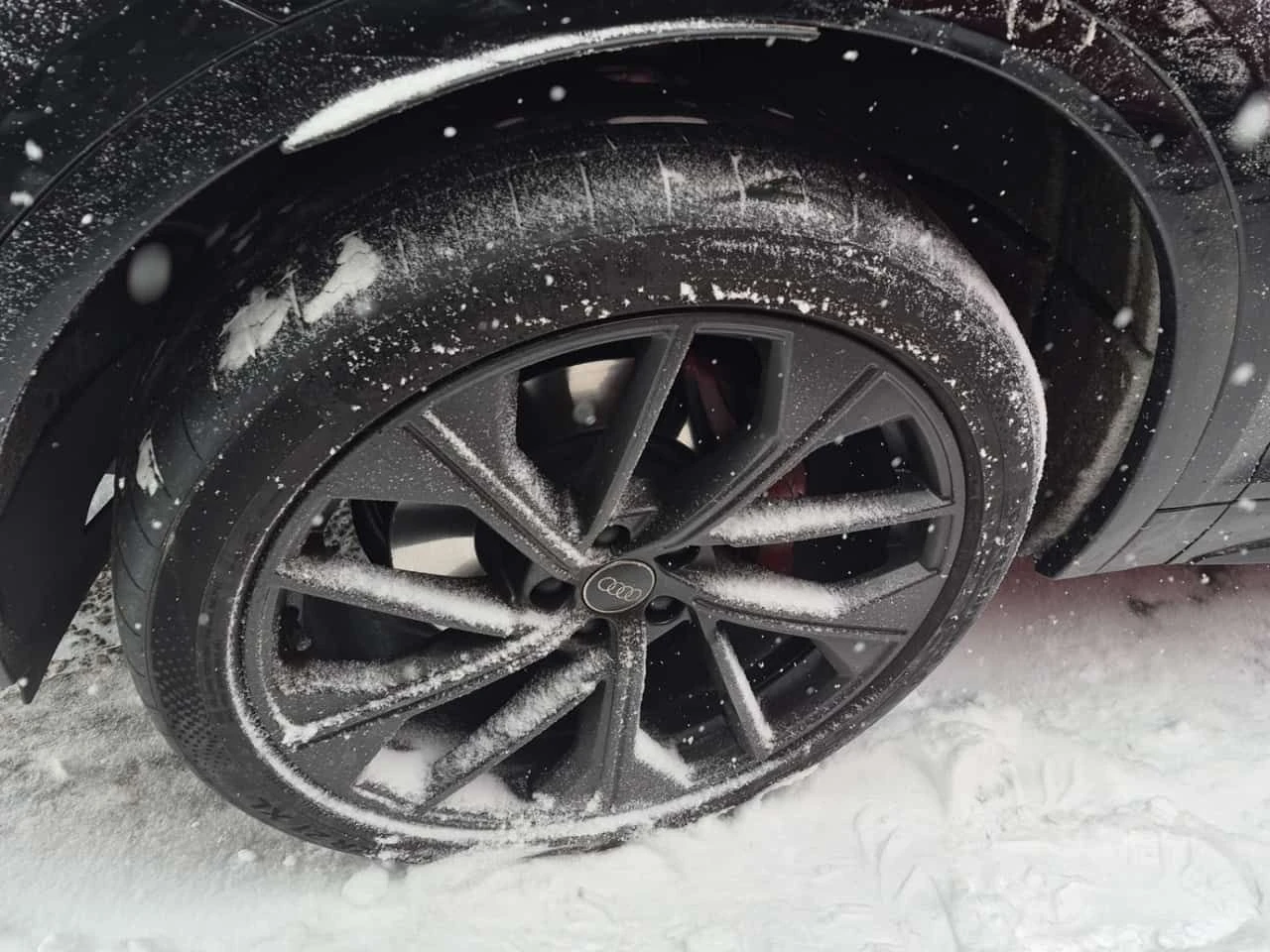 Audi SQ5 Technik/CARFAX/PANO/DIS/360 CAM, снимка 5 - Автомобили и джипове - 53740661