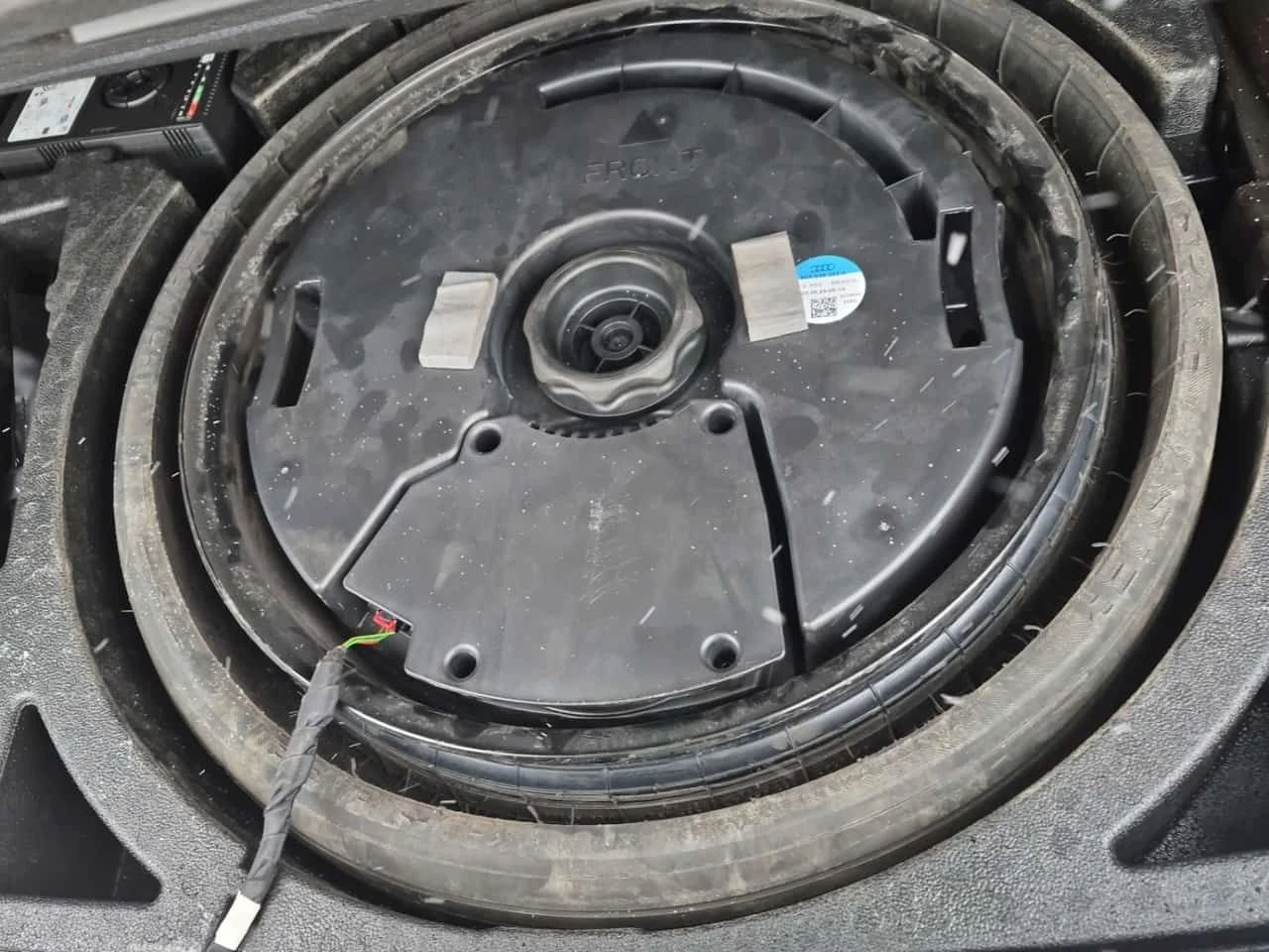 Audi SQ5 Technik/CARFAX/PANO/DIS/360 CAM, снимка 14 - Автомобили и джипове - 53740661