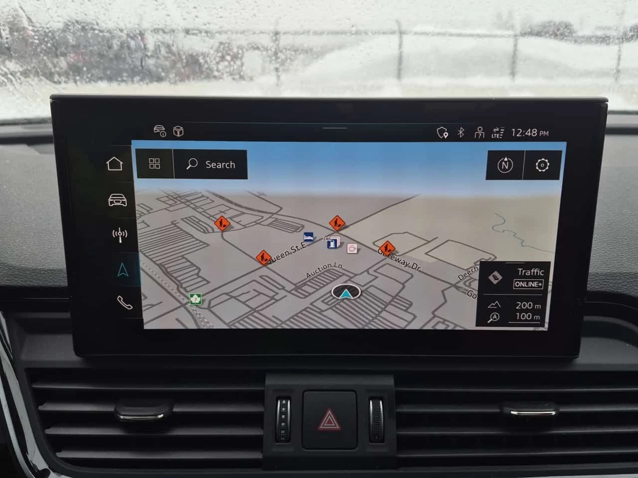 Audi SQ5 Technik/CARFAX/PANO/DIS/360 CAM, снимка 8 - Автомобили и джипове - 53740661