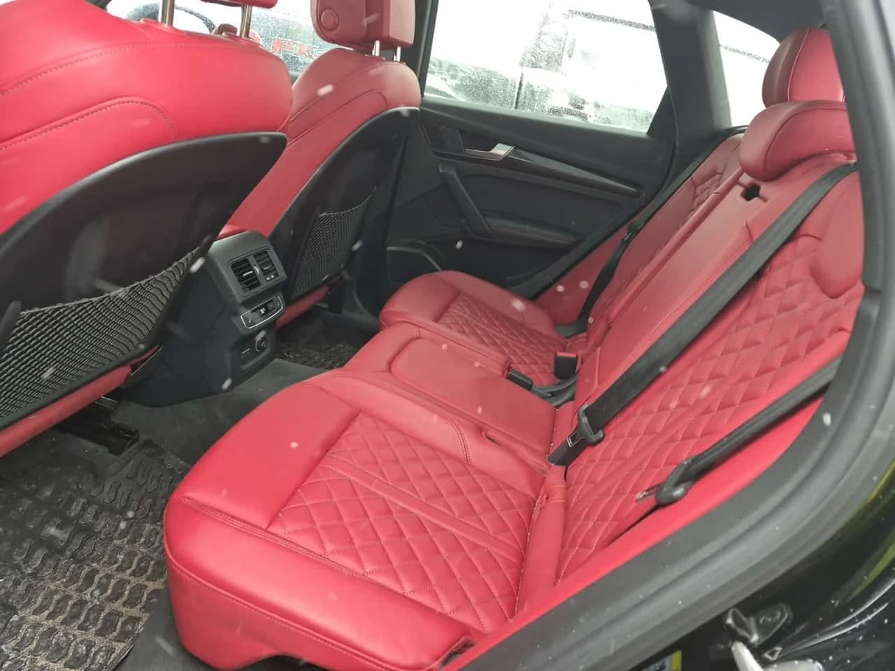 Audi SQ5 Technik/CARFAX/PANO/DIS/360 CAM, снимка 11 - Автомобили и джипове - 53740661