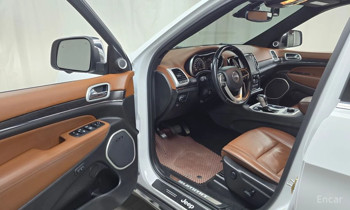 Jeep Grand cherokee, снимка 10 - Автомобили и джипове - 53818758