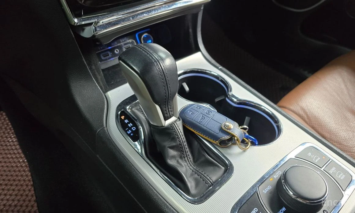 Jeep Grand cherokee, снимка 9 - Автомобили и джипове - 53818758