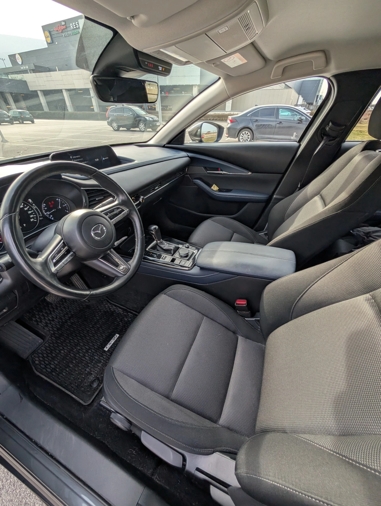 Mazda CX-30, снимка 10 - Автомобили и джипове - 54454425