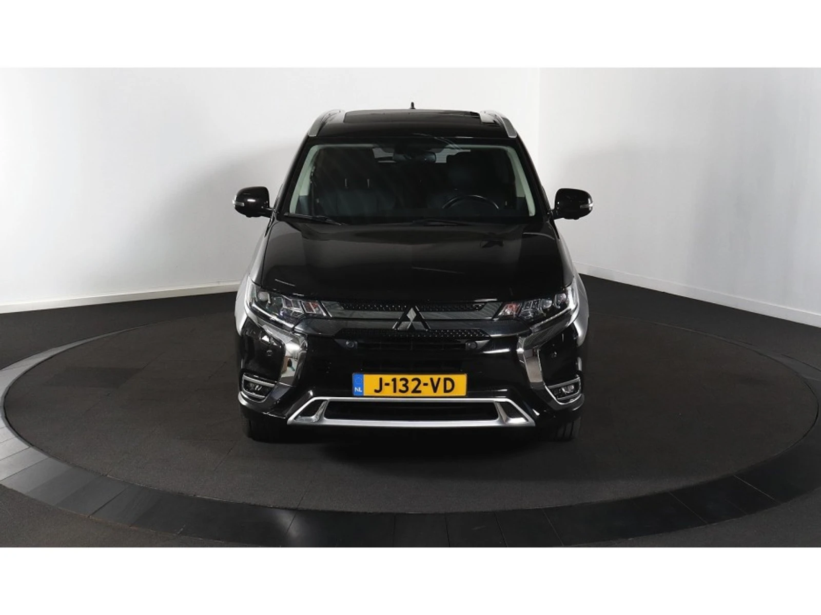 Mitsubishi Outlander Intense, снимка 6 - Автомобили и джипове - 54550266