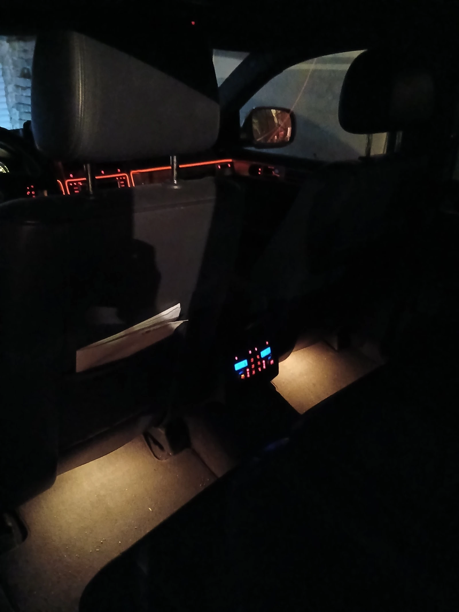 VW Touareg, снимка 10 - Автомобили и джипове - 54886901