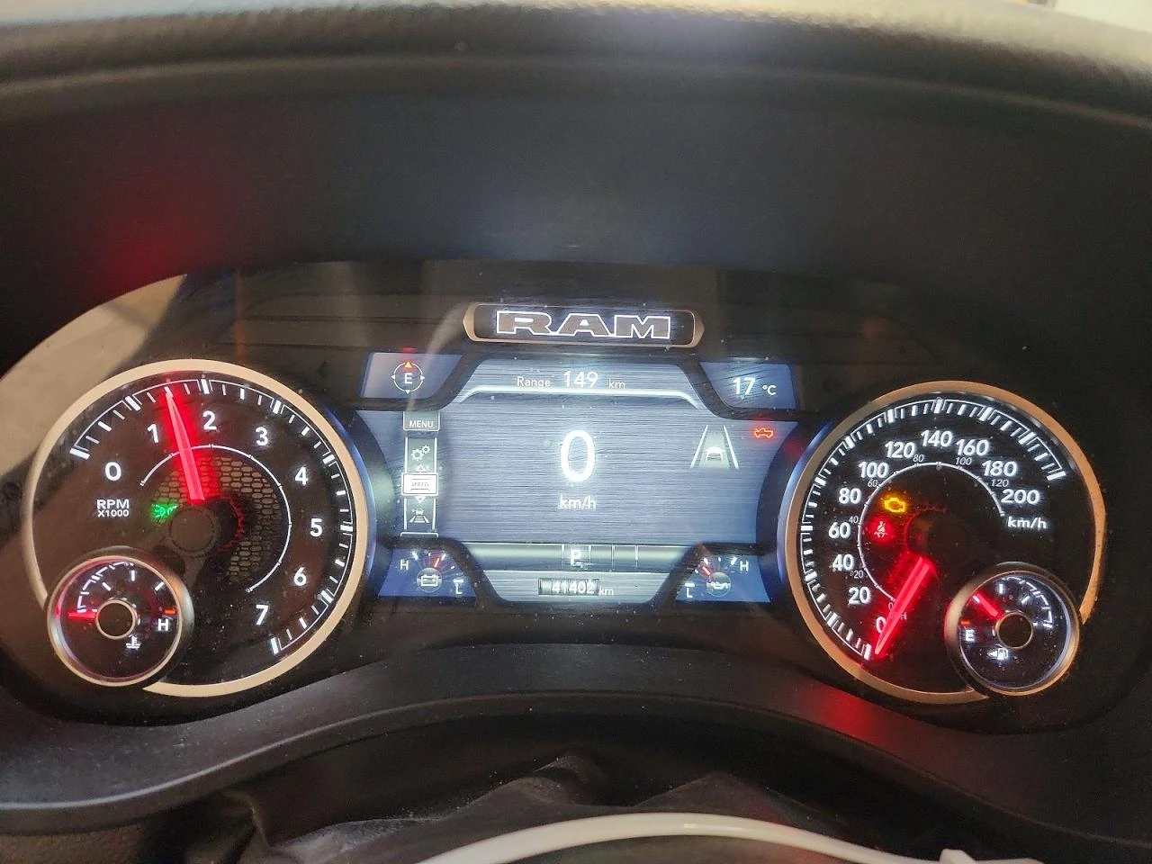 Dodge RAM 1500 3.0l Tradesman, снимка 9 - Автомобили и джипове - 55095212