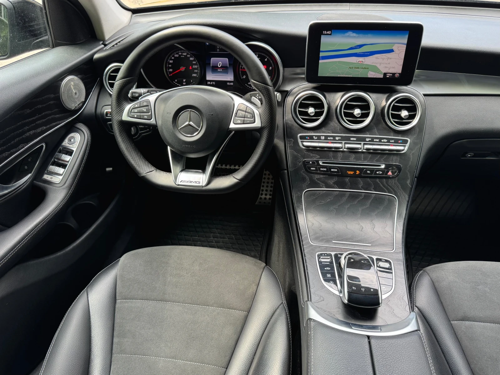 Mercedes-Benz GLC 250 * СМЕНЕНИ ВЕРИГИ* 4 MATIC* AMG line* 9G-TRONIC* , снимка 11 - Автомобили и джипове - 55424112