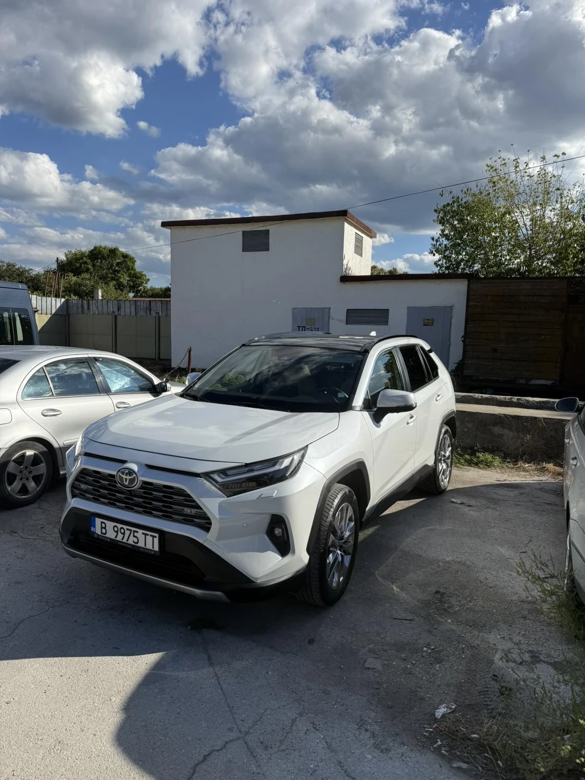 Toyota Rav4 Luxury 