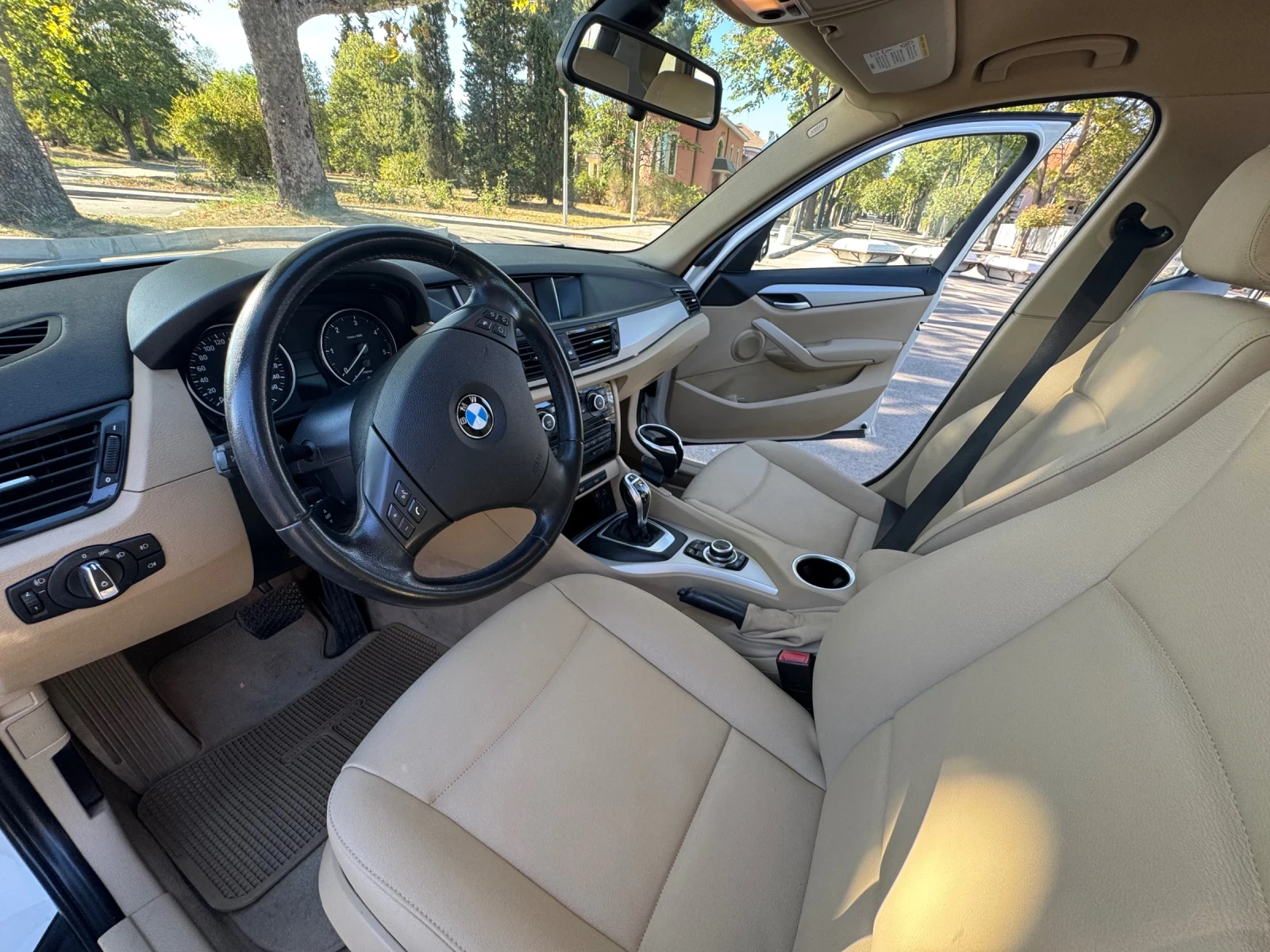 BMW X1, снимка 12 - Автомобили и джипове - 56320055