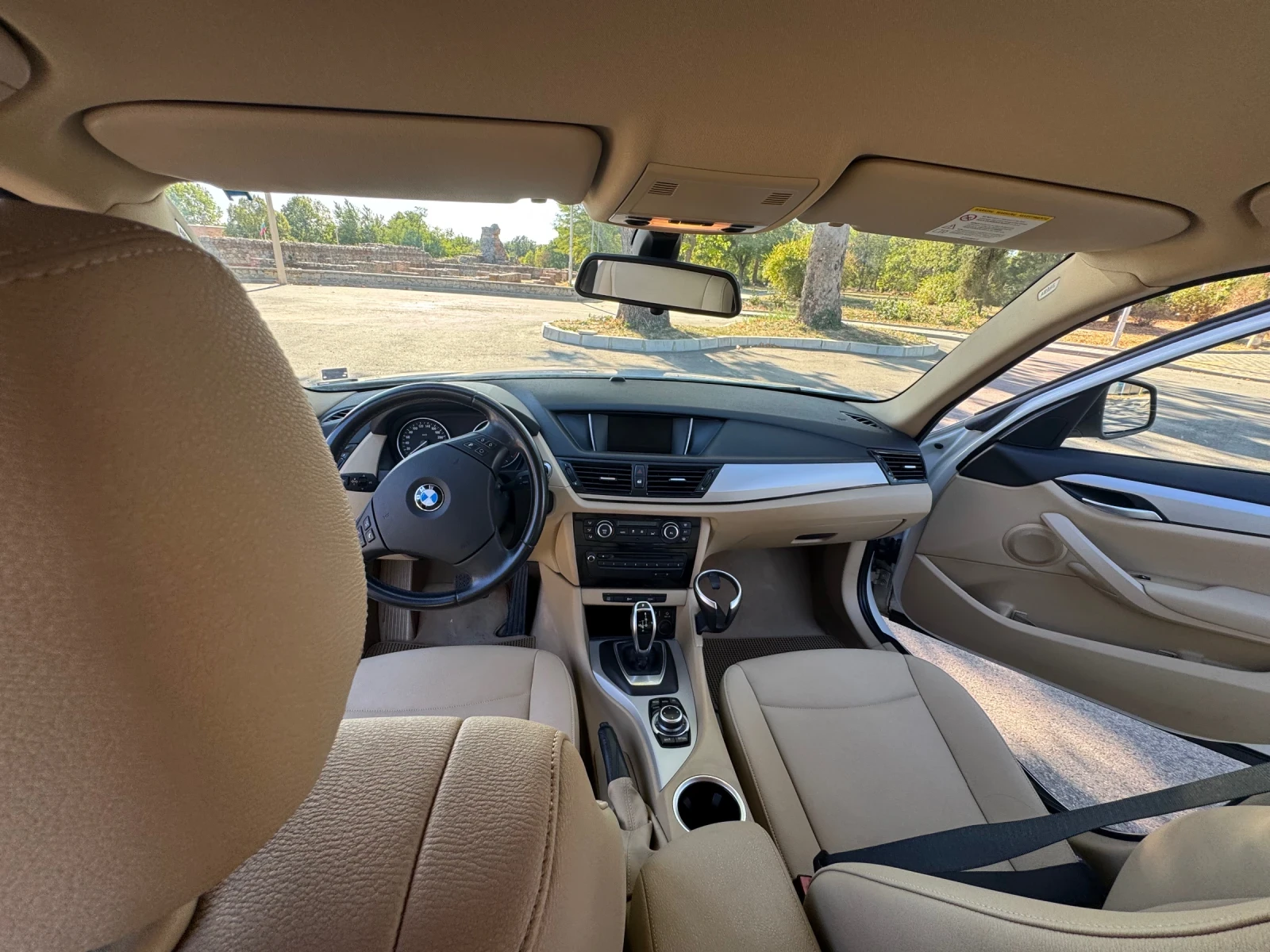 BMW X1, снимка 11 - Автомобили и джипове - 56320055