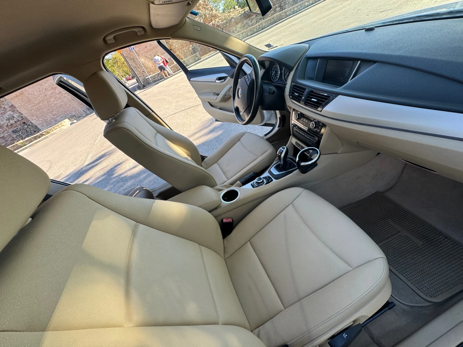 BMW X1, снимка 17 - Автомобили и джипове - 56320055