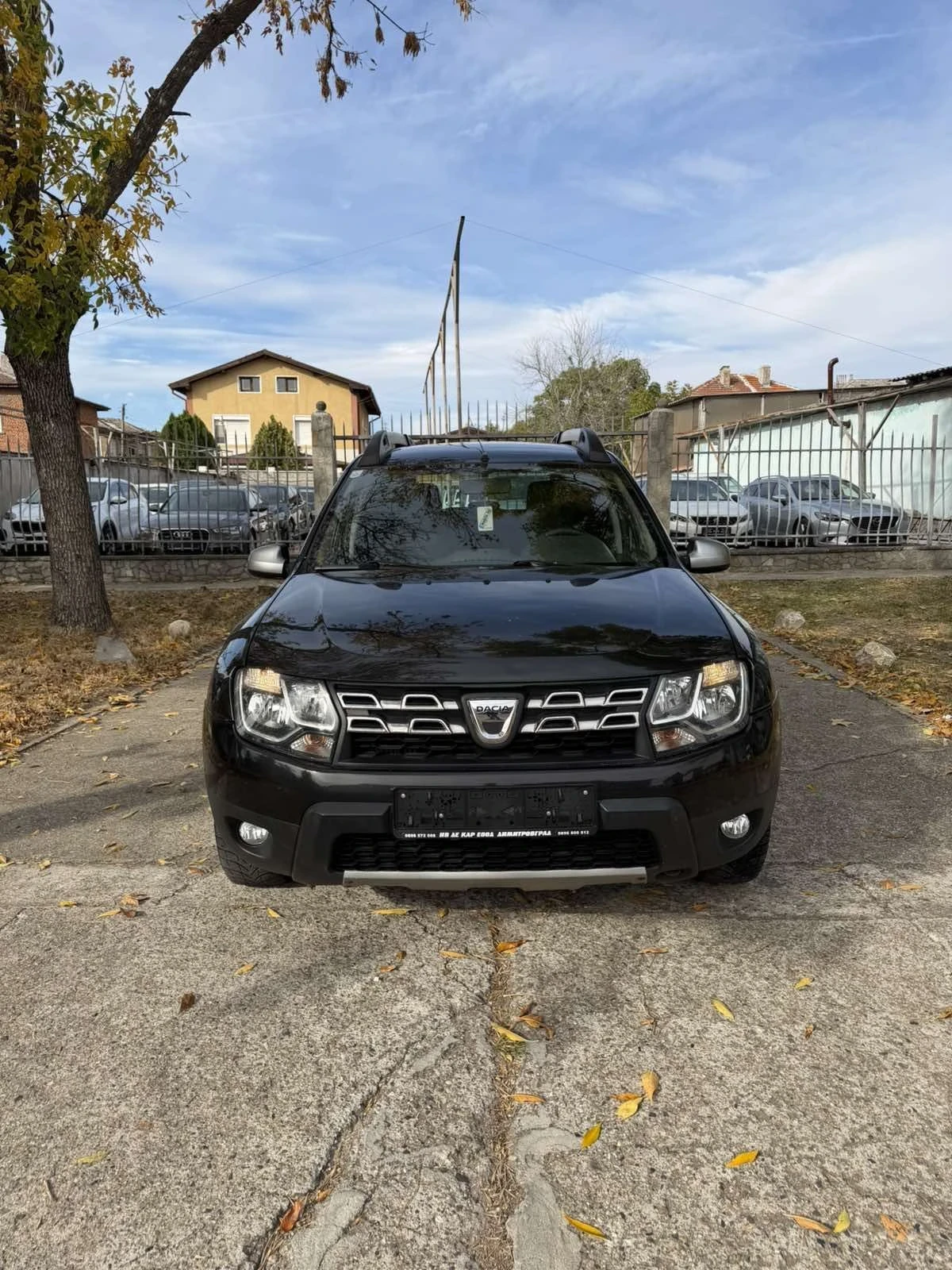 Dacia Duster, снимка 2 - Автомобили и джипове - 56527579