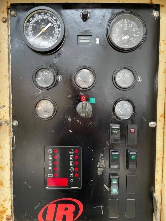 Компресори Друга Ingersoll Rand 17/235, снимка 4 - Индустриална техника - 53120204