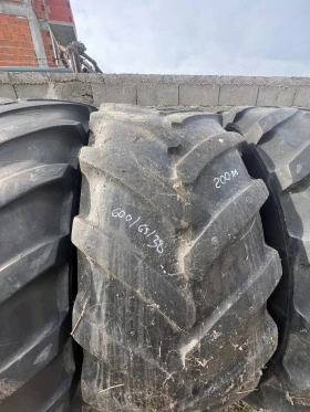 Гуми, снимка 5