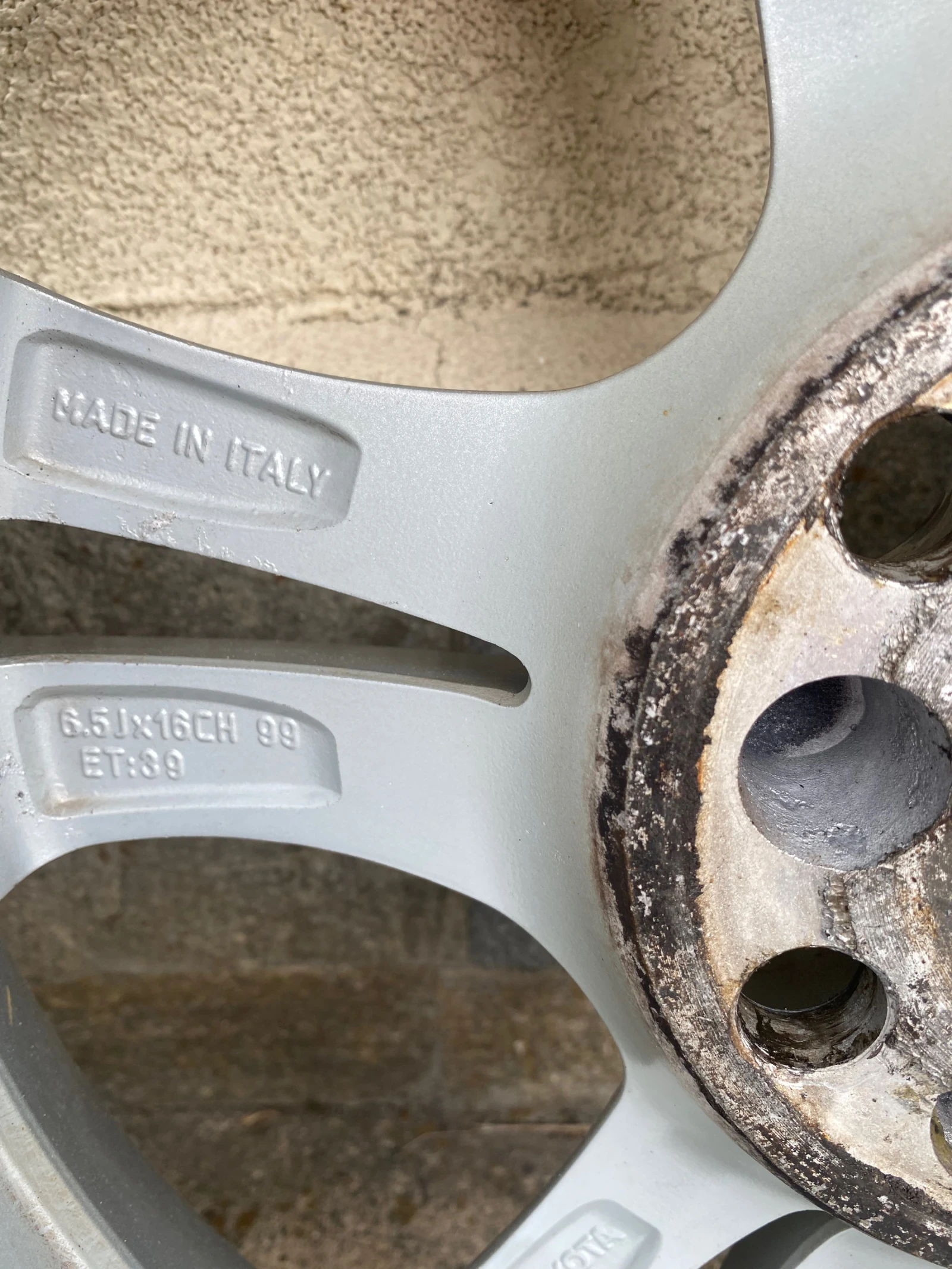    205/60R16  Toyota | Mobile.bg   10