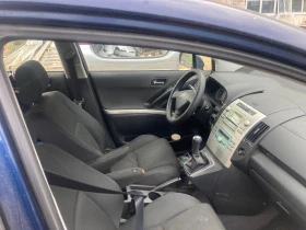 Toyota Corolla verso 2.0D4D, снимка 6