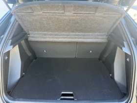 Peugeot 2008  1.5 BlueHDI 130ps. ALLURE СОБСТВЕН ЛИЗИНГ/ БАРТЕР, снимка 14