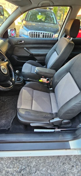 VW Golf - 900 € / 1760.25 лв. - 80194262 8