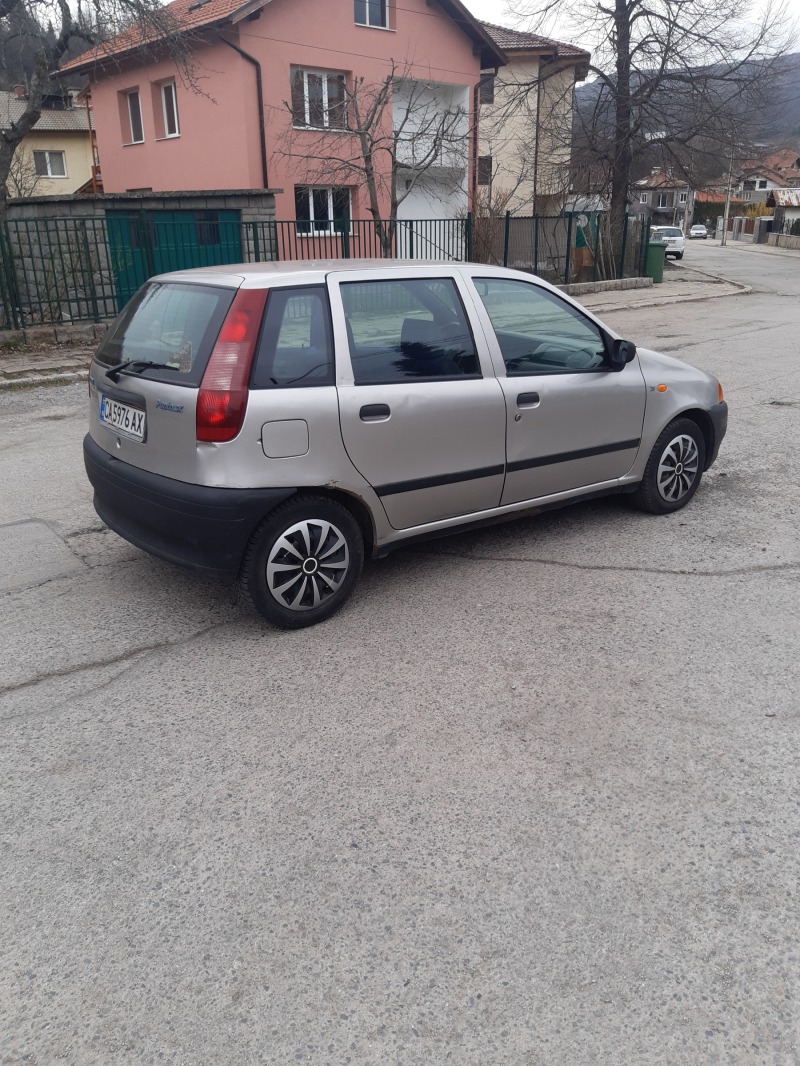 Fiat Punto 1.2i , снимка 4 - Автомобили и джипове - 44733218