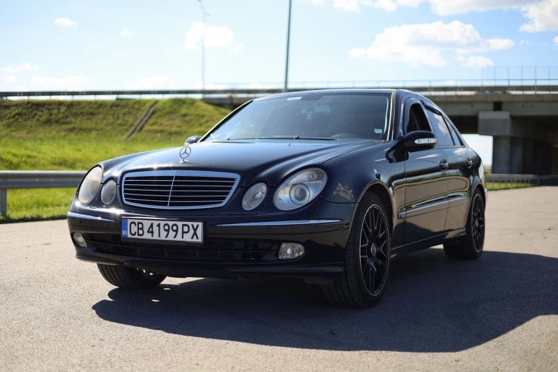 Mercedes-Benz E 500 full V8 306 kc. СПЕШНО!, снимка 1 - Автомобили и джипове - 47606967