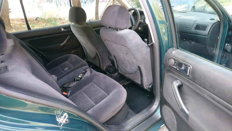 VW Golf Golf 4, снимка 9 - Автомобили и джипове - 47646126