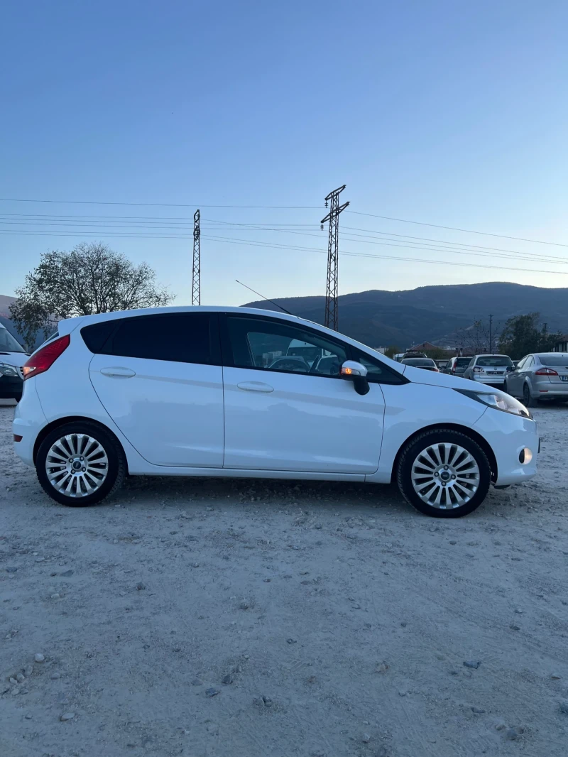 Ford Fiesta 1.25 Бензин, снимка 4 - Автомобили и джипове - 47905047