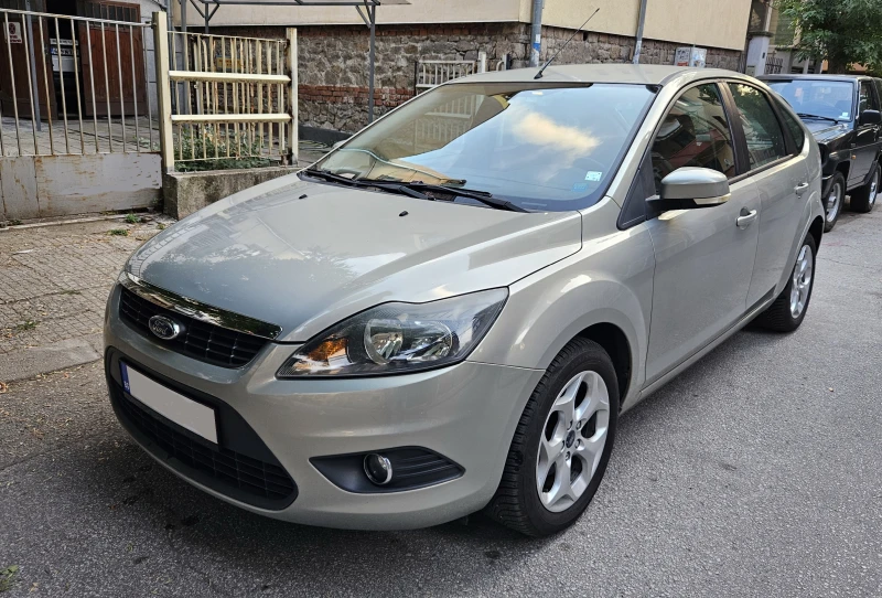 Ford Focus 1.6i GAZ Unikat, снимка 2 - Автомобили и джипове - 48425185