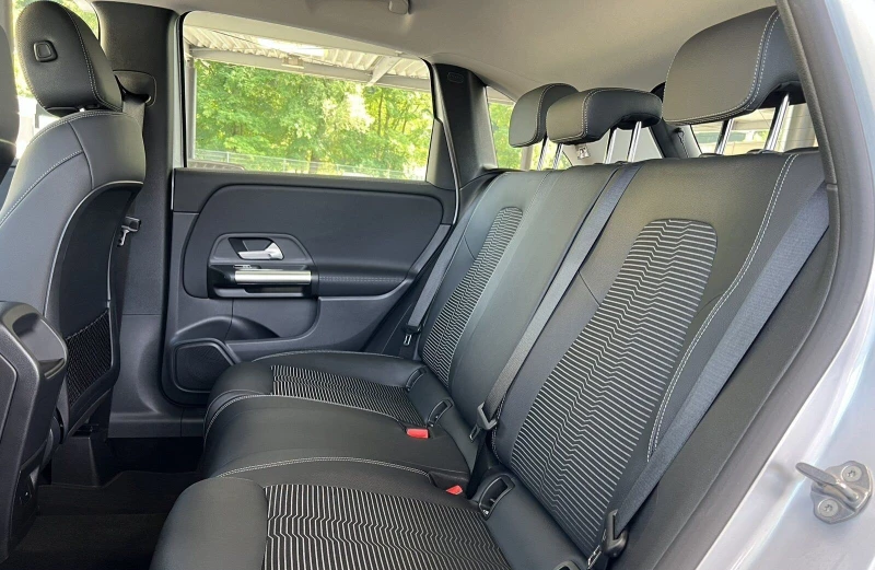 Mercedes-Benz B 220 D 4M, снимка 9 - Автомобили и джипове - 50749729