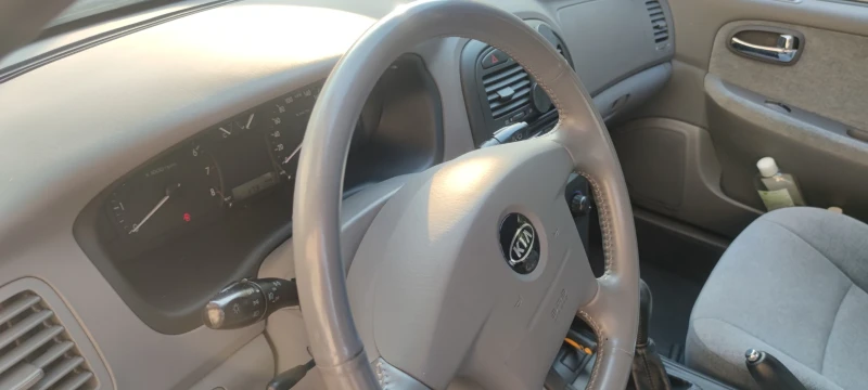Kia Magentis, снимка 11 - Автомобили и джипове - 51156866