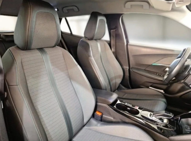 Peugeot 2008 !!!ОЧАКВАН ВНОС!!! 1.5 BlueHDI 130ps. ALLURE, снимка 6 - Автомобили и джипове - 52482653