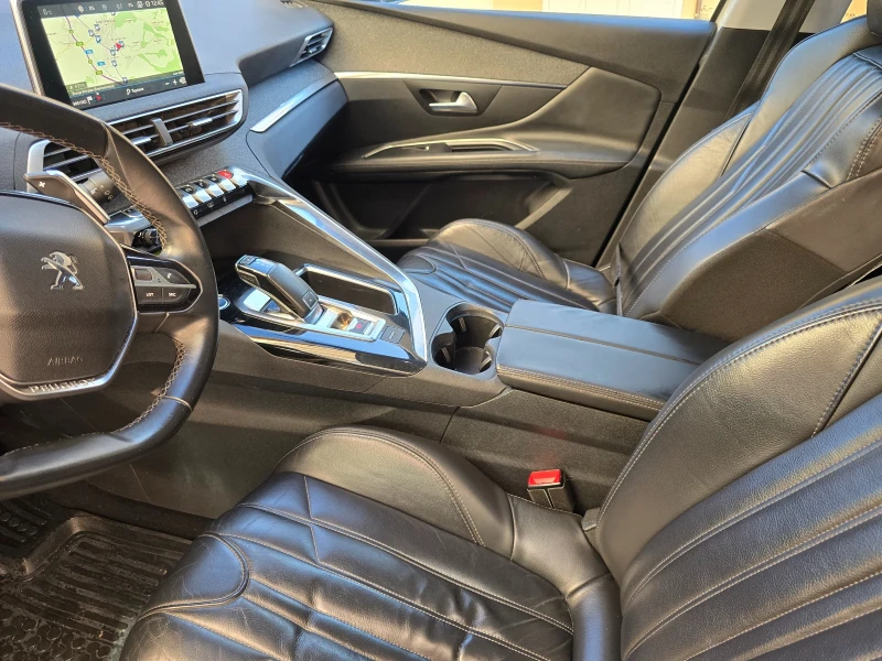 Peugeot 3008 1.6 Turbo, снимка 11 - Автомобили и джипове - 52523973